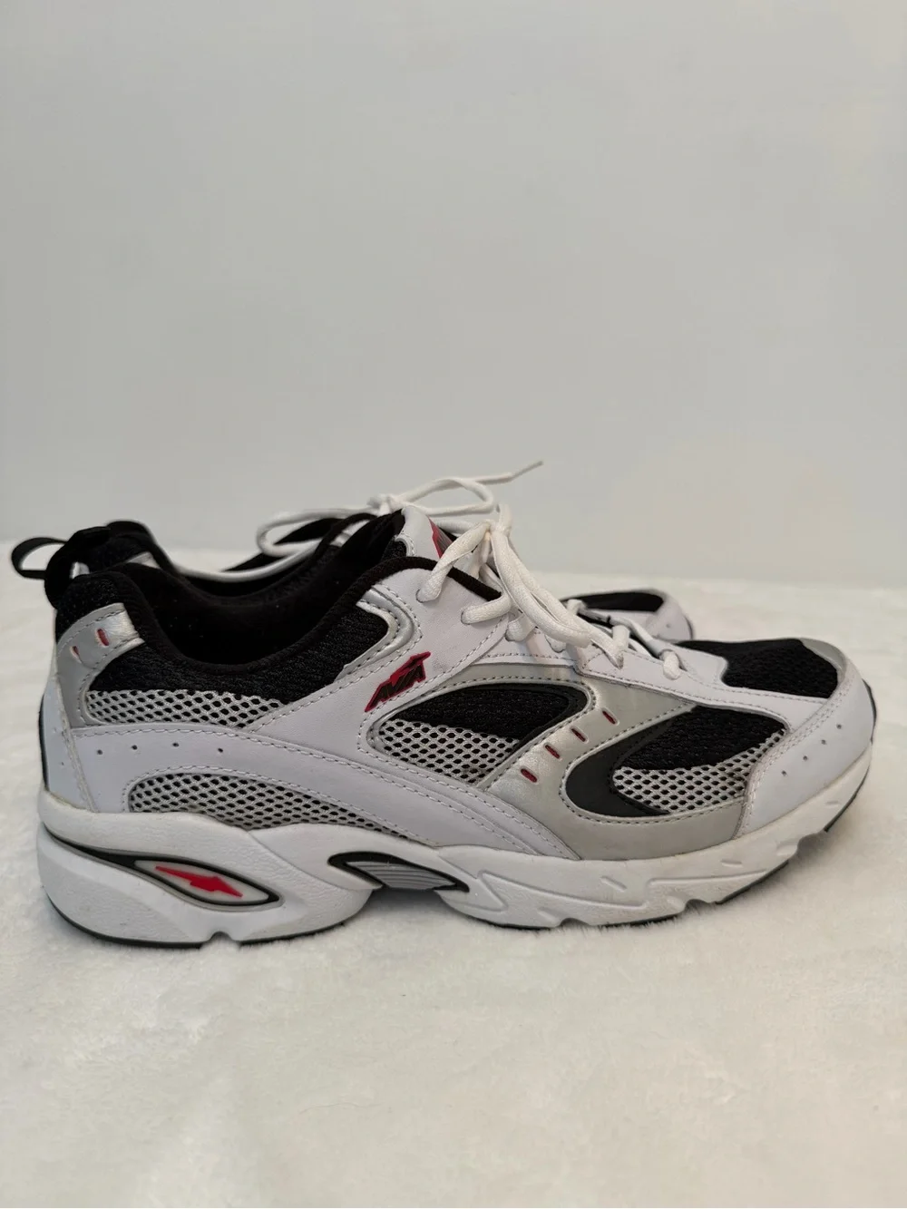 Avia Wyatt Cantilever Lace up Sneaker Men's Size 10 White Running Shoe